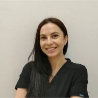 Dr Irina Stelianov - Stomatolog